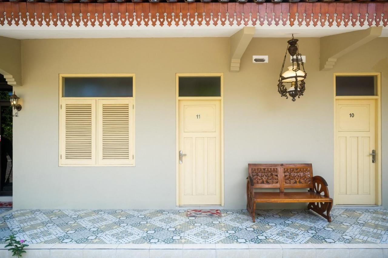 Отель Reddoorz Near Umy Yogyakarta Ngabean Экстерьер фото