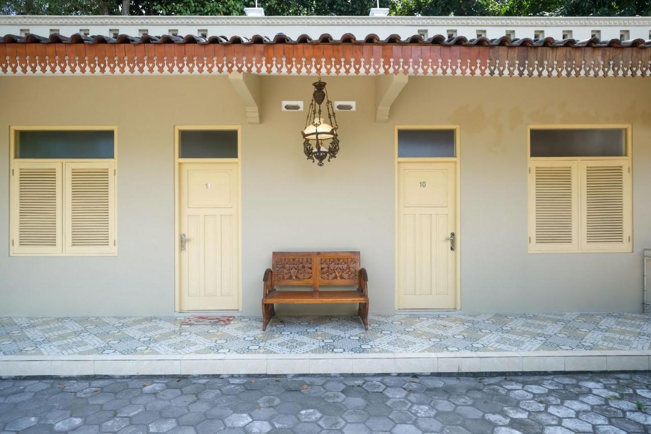 Отель Reddoorz Near Umy Yogyakarta Ngabean Экстерьер фото