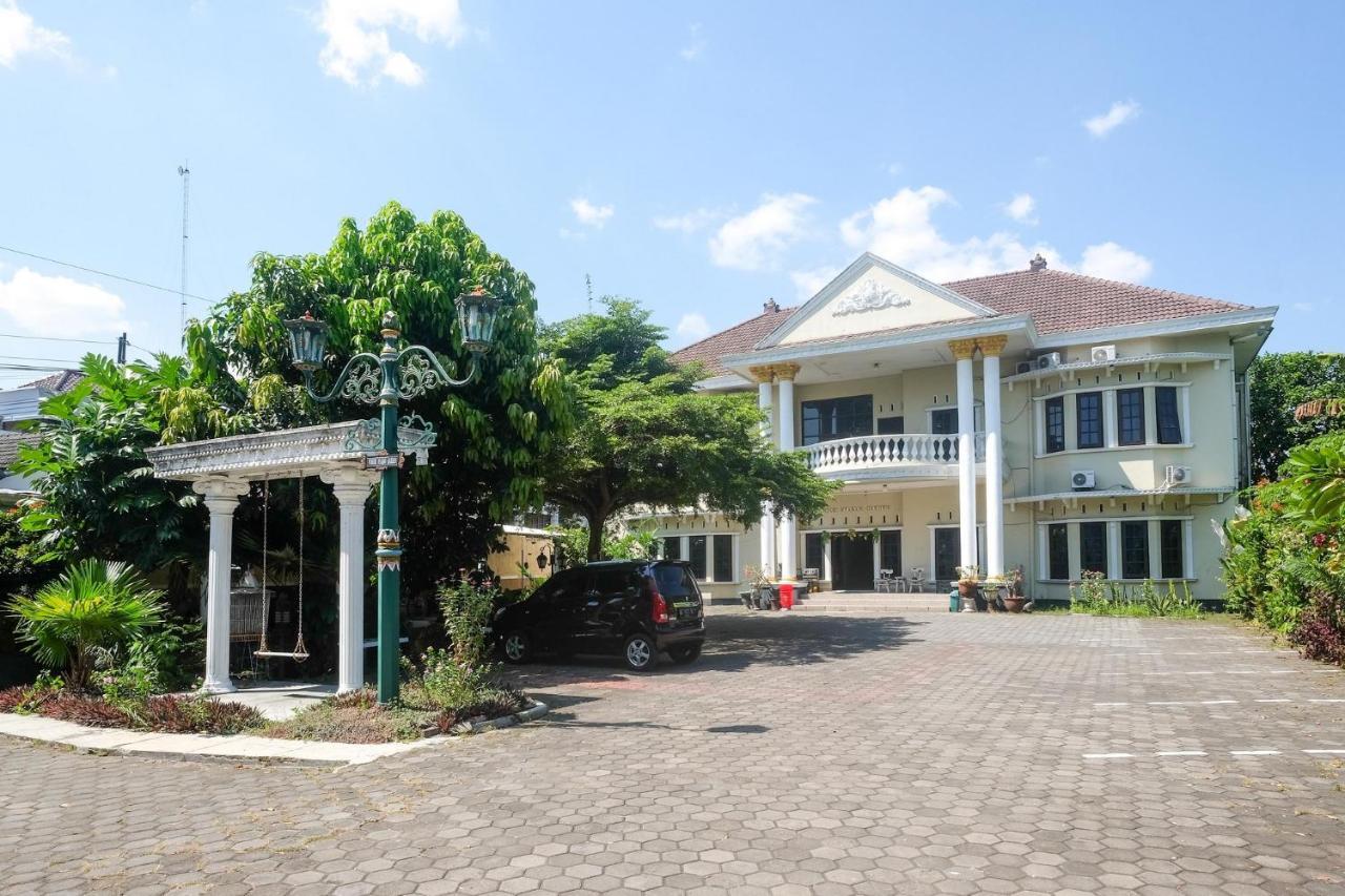 Отель Reddoorz Near Umy Yogyakarta Ngabean Экстерьер фото